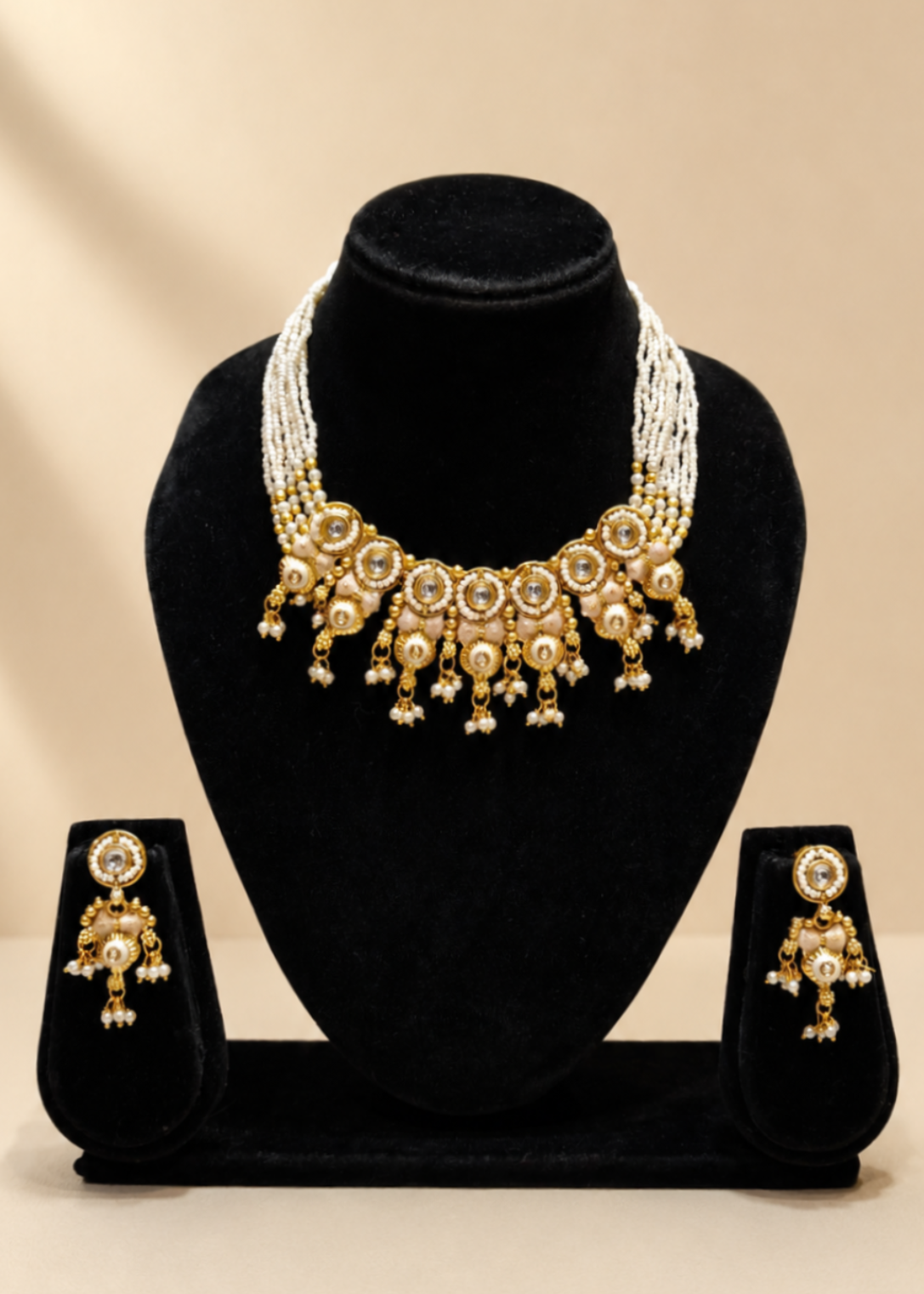 Elegant Necklaces (Copy)333 (Copy) (Copy)