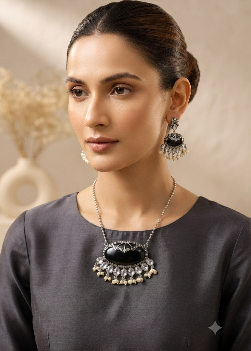 Elegant Necklaces (Copy)333 (Copy) (Copy) (Copy) (Copy) (Copy)